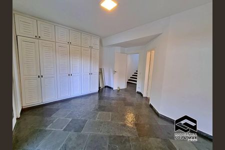 1_photo/94d1ffd161.7e2ea02b9085bf9d-ATLAS-331496e1-5849-4e9b-9492-8dce45741cb9.jpg de casa para alugar com 5 quartos, 300m² em Jardim Tres Marias, Guarujá