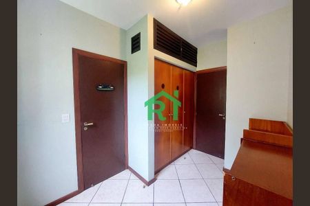 3_photo/94d1ffd163.05b72f53ecb7dfb6-ATLAS-0dfc10fb-6b39-4e45-ae8c-b8d8a8aecf65.jpg de apartamento à venda com 4 quartos, 167m² em Jardim Tres Marias, Guarujá