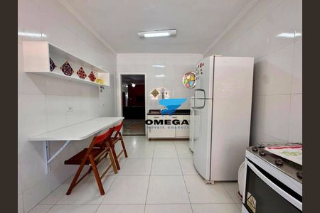 37_photo/94d1ffd309.d41ccc6539b5b4b0-ATLAS-7a3f80ba-9c96-4c76-9e29-1e243a7fb2a7.jpg de casa à venda com 4 quartos, 210m² em Vila Julia, Guarujá