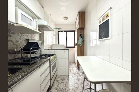 13_photo/94d1ffd3b5.9a54faa83c3e471c-ATLAS-9a7cc8e5-5a95-49f9-a430-c5490f0fa54e.jpg de apartamento à venda com 2 quartos, 64m² em Jardim Sao Miguel, Guarujá