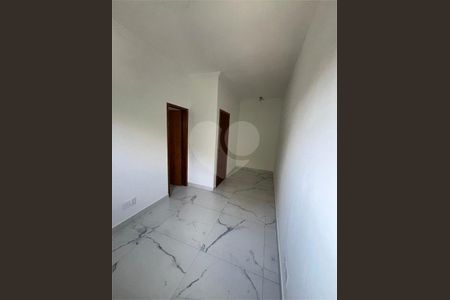 10_photo/94d1ffd419.6eef8bdd6999573e-ATLAS-d2d2f9ba-cd6a-4dcd-bfc7-8d185bdc6f0a.jpg de casa à venda com 2 quartos, 123m² em Jardim Tres Marias, Guarujá