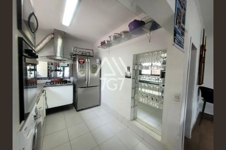 6_photo/94d1ffd421.2f8ee35285f5efb8-ATLAS-28f4bc46-69bf-4809-b471-d73d9120fec6.jpg de apartamento à venda com 4 quartos, 292m² em Jardim Tres Marias, Guarujá