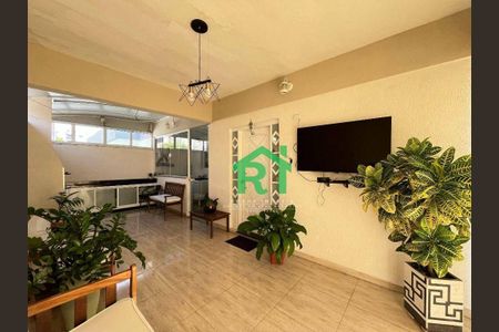 10_photo/94d1ffd43d.6e9143fe3d472e43-ATLAS-a98db92c-7df4-4820-aeac-37ab4d0995e3.jpg de casa à venda com 2 quartos, 115m² em Vila Julia, Guarujá