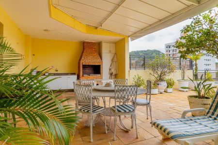 2_photo/94d1ffd4f1.c4a025c7aafad6b6-ATLAS-068fd675-19c2-4659-b036-e0505552f4b5.jpg de apartamento à venda com 5 quartos, 382m² em Jardim Sao Miguel, Guarujá