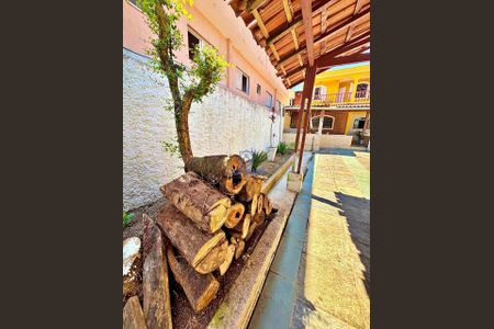 8_photo/94d1ffd5f7.1ad5fb952b026013-ATLAS-37bb58c0-602d-4b9b-80dd-9e3b0b67de6d.jpg de casa para alugar com 1 quarto, 90m² em Jardim Tres Marias, Guarujá