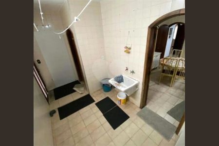 49_photo/94d1ffd655.df2406aa61ba3211-ATLAS-afbe7cc1-2968-45e0-b54e-9b4be87fde09.jpg de casa à venda com 6 quartos, 287m² em Jardim Tres Marias, Guarujá