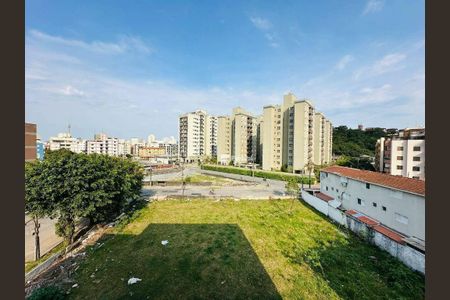 30_photo/94d1ffd687.e9dbb1291ad2d3cb-ATLAS-a5295a4a-4df2-4d1c-bacd-8e8f998e2e8e.jpg de apartamento à venda com 2 quartos, 70m² em Jardim Tres Marias, Guarujá