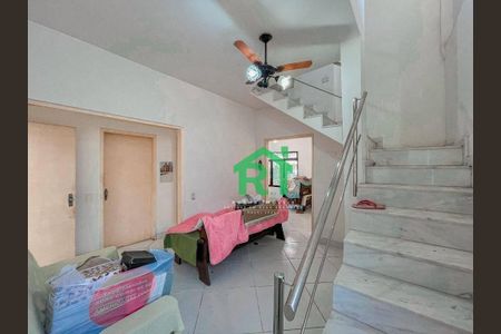 8_photo/94d1ffd699.0f102ca2d99bd3f3-ATLAS-22e1999e-704b-4c54-bdb8-87b672c310bd.jpg de casa à venda com 4 quartos, 240m² em Jardim Tres Marias, Guarujá