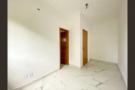 10_photo/94d1ffd699.8e48f5906dd675de-ATLAS-9c401c2c-92ef-45b7-a4d3-33443ee8ecc5.jpg de casa à venda com 2 quartos, 123m² em Jardim Tres Marias, Guarujá