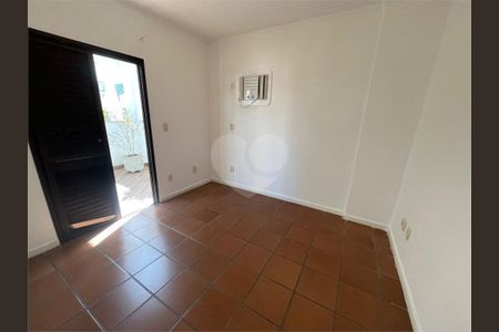 12_photo/94d1ffd6bd.42fc04046762a4be-ATLAS-21f99798-bc41-4ef6-95c9-e228c3f9b818.jpg de apartamento à venda com 4 quartos, 259m² em Jardim Tres Marias, Guarujá