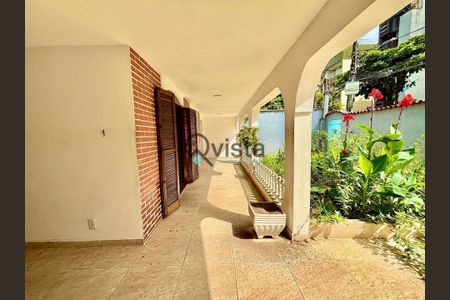 3_photo/94d1ffd6ed.1c30879e3ee593f9-ATLAS-c695a911-da08-458c-a8d0-f4ff19dc7d50.jpg de casa à venda com 4 quartos, 191m² em Jardim Tres Marias, Guarujá
