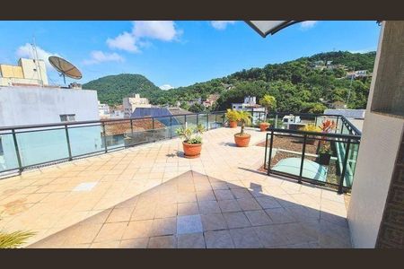 4_photo/94d1ffd6ed.f8e0d89815f1a42f-ATLAS-2a211757-38d4-49d9-a984-2d3d251264c2.jpg de apartamento à venda com 3 quartos, 137m² em Jardim Tres Marias, Guarujá