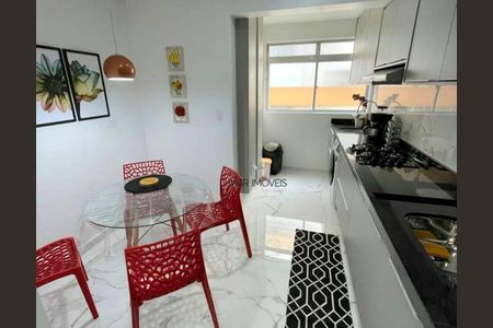 3_photo/94d1ffd719.0bd116a9c3ffc71c-ATLAS-070f50cb-5e50-414f-bb94-5bc0d68df830.jpg de apartamento à venda com 2 quartos, 85m² em Jardim Tres Marias, Guarujá