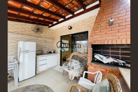 11_photo/94d1ffd761.8a89dcb0f3fd7f25-ATLAS-9b0a390e-84e0-4bc7-b700-de4a66f56fe6.jpg de apartamento à venda com 3 quartos, 65m² em Jardim Tres Marias, Guarujá