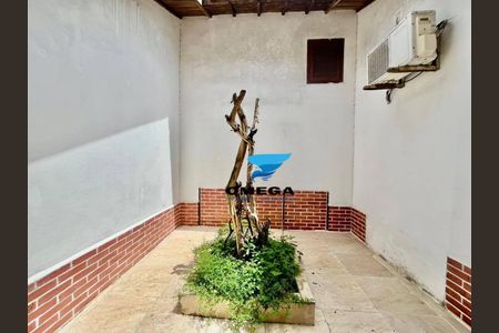 30_photo/94d1ffd769.1c30879e3ee593f9-ATLAS-db1c64b7-bf7e-438a-a5b8-10881826e0c8.jpg de casa à venda com 4 quartos, 170m² em Jardim Tres Marias, Guarujá