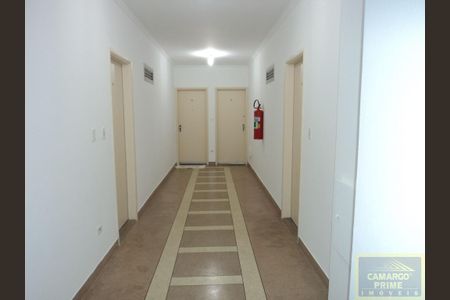 12_photo/94d1ffd77b.2a17df7df6ae08cb-ATLAS-fda64b77-38c2-4e0c-a721-089d7d967909.jpg de apartamento à venda com 1 quarto, 52m² em Jardim Tres Marias, Guarujá