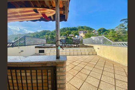 10_photo/94d1ffd7ad.70d42bc12121e670-ATLAS-7b8bc6b3-455b-4e91-a192-3dbcb2bb489d.jpg de apartamento à venda com 3 quartos, 125m² em Jardim Tres Marias, Guarujá