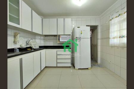 8_photo/94d1ffd7b1.3e1b4b7d4b39a1bc-ATLAS-4733e61c-d3b3-4621-8612-e3db8c2bb3ef.jpg de casa à venda com 3 quartos, 140m² em Jardim Tres Marias, Guarujá