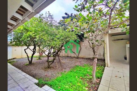 11_photo/94d1ffd7b1.3e1b4b7d4b39a1bc-ATLAS-cc43d791-a216-4ee9-9d7e-9fd3a55f5514.jpg de casa à venda com 3 quartos, 140m² em Jardim Tres Marias, Guarujá