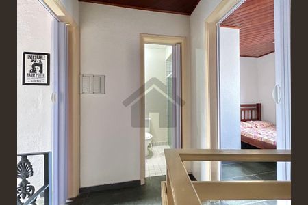 8_photo/94d1ffd8c7.e55d5649294f0132-ATLAS-1c56815d-dc33-4eb7-ab2e-05ab194da434.jpg de casa à venda com 2 quartos, 55m² em Jardim Ana Maria, Guarujá