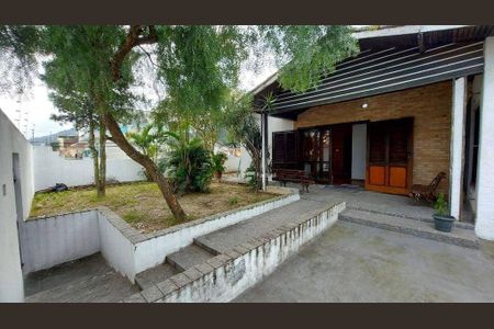 9_photo/94d1ffd8e5.caf6c04f909f2ef2-ATLAS-f682ef4b-27fd-4f82-81fe-2dae30005e2a.jpg de casa à venda com 3 quartos, 168m² em Jardim Ana Maria, Guarujá