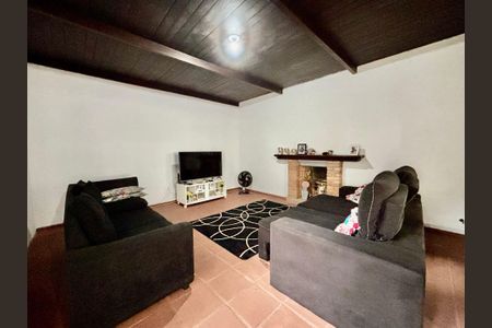 4_photo/94d1ffd8e5.cdc422f0f5acc07d-ATLAS-3bd781a4-9e56-4803-bcc9-41f9a693e108.jpg de casa à venda com 3 quartos, 168m² em Jardim Ana Maria, Guarujá