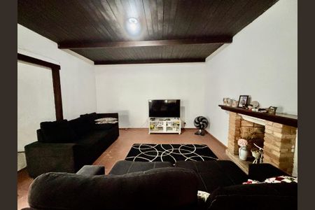 5_photo/94d1ffd8e5.cdc422f0f5acc07d-ATLAS-e548572a-eafc-428b-81d9-66f8ad38c2fc.jpg de casa à venda com 3 quartos, 168m² em Jardim Ana Maria, Guarujá