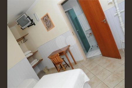 7_photo/94d1ffd9bb.8ae1cb5ed2a1280b-ATLAS-cbd79b2b-44e8-41e6-9fab-b7ef8556a87f.jpg de casa à venda com 5 quartos, 800m² em Jardim Tres Marias, Guarujá