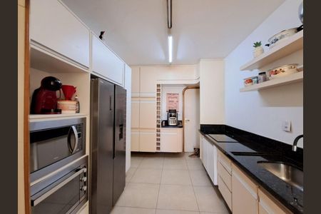 7_photo/94d1ffd9f9.0d99736d1a1f7e3f-ATLAS-2f74c04d-5e33-4152-8c0a-972d06641f79.jpg de apartamento à venda com 5 quartos, 273m² em Jardim Praiano, Guarujá