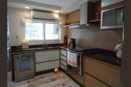 4_photo/94d1ffdb07.7e2ea02b9085bf9d-ATLAS-6e6d2c12-940d-4909-b584-9c5a7f3f9ff7.jpg de casa à venda com 5 quartos, 340m² em Jardim Belmar, Guarujá