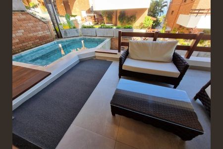 12_photo/94d1ffdb07.e187a61da233f223-ATLAS-38d67f61-7aed-4e88-b9ca-45ac6c378888.jpg de casa à venda com 4 quartos, 350m² em Jardim Belmar, Guarujá