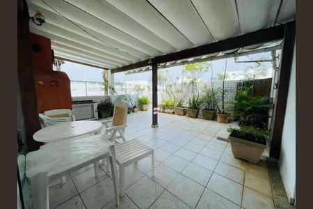 4_photo/94d1ffdb09.05e53251db17f5ea-ATLAS-eec3bb32-9d8d-4bf4-b517-219a84e653da.jpg de apartamento à venda com 3 quartos, 130m² em Jardim Vitoria, Guarujá