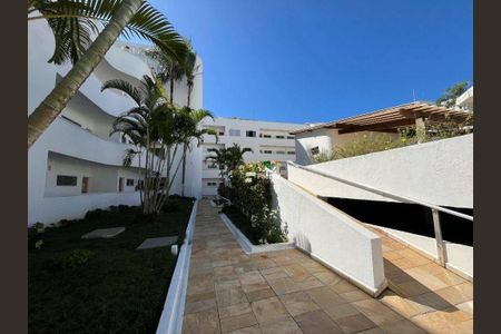 2_photo/94d1ffdb09.9b4ee5719dbea82a-ATLAS-d664454a-1480-4e3f-b3f2-a434da295e40.jpg de apartamento à venda com 2 quartos, 72m² em Jardim Vitoria, Guarujá