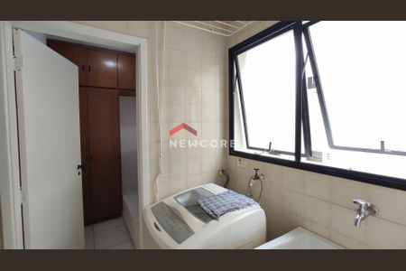 8_photo/94d1ffdb09.e5b0f526cad1f31c-ATLAS-c8cb86c2-89bd-404d-a97c-73ac4583ed3e.jpg de apartamento à venda com 3 quartos, 145m² em Jardim Belmar, Guarujá