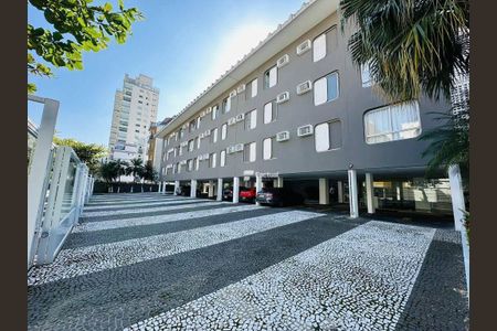 3_photo/94d1ffdba5.4eba621d8654fed3-ATLAS-a3fd4d8b-53ca-4152-a7ee-1fa7b39052f6.jpg de apartamento à venda com 4 quartos, 94m² em Jardim Vitoria, Guarujá