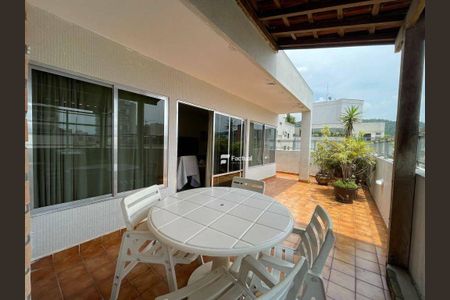 4_photo/94d1ffdbe9.5f36bb80ce316071-ATLAS-d2e6eae2-4360-4ac2-8112-e71f0883024d.jpg de apartamento à venda com 5 quartos, 160m² em Jardim Ana Maria, Guarujá