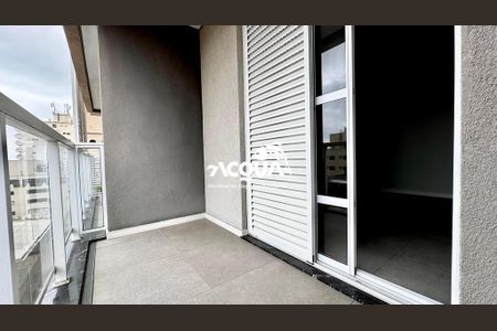 3_photo/94d1ffdbf9.a04c90b2269299b7-ATLAS-c8c42e7c-bdb6-47f4-9eef-6a3940173144.jpg de apartamento à venda com 3 quartos, 136m² em Jardim Praiano, Guarujá