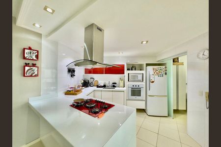 12_photo/94d1ffdc4f.235c4f2a01291fb0-ATLAS-57e8e48a-5bdb-4116-ae94-b3f4aa7431c0.jpg de apartamento à venda com 3 quartos, 160m² em Jardim Tres Marias, Guarujá