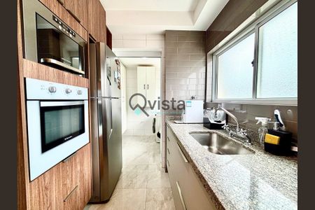 17_photo/94d1ffdc4f.8cbbc6e43ead3576-ATLAS-95d3f37c-94a6-4ce2-b74b-9f8f56100db4.jpg de apartamento à venda com 3 quartos, 124m² em Jardim Tres Marias, Guarujá