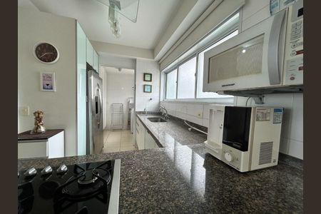 10_photo/94d1ffdc4f.d27824d5ed072605-ATLAS-ac6bf3b3-da11-4ceb-8028-3359e9d5e5ce.jpg de apartamento à venda com 3 quartos, 124m² em Jardim Tres Marias, Guarujá