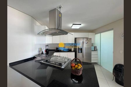 7_photo/94d1ffdc4f.e31b5ff2e3ce2615-ATLAS-1462e0cd-5629-41b0-8f80-82b5d5f922e5.jpg de apartamento à venda com 3 quartos, 119m² em Jardim Tres Marias, Guarujá