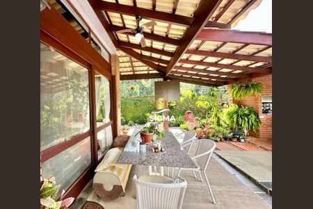 16_photo/94d1ffdcaf.445c0bca81181d7a-ATLAS-eefca955-5def-4843-94c0-73c6a0bc462b.jpg de casa à venda com 4 quartos, 370m² em Jardim Belmar, Guarujá