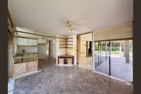 12_photo/94d1ffdcb3.4909862b8c1c38b1-ATLAS-c0dd4c3a-11ea-4f48-a02d-032311b742e2.jpg de casa à venda com 4 quartos, 350m² em Jardim Belmar, Guarujá