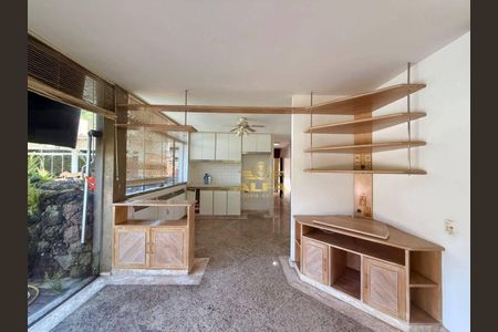 3_photo/94d1ffdcb3.4909862b8c1c38b1-ATLAS-d71e3ad8-00b5-4032-9229-30b2b9b5fd5b.jpg de casa à venda com 4 quartos, 350m² em Jardim Belmar, Guarujá