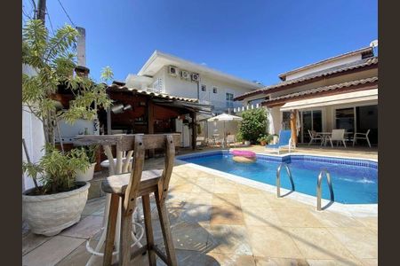 3_photo/94d1ffdd7f.8cbbc6e43ead3576-ATLAS-737dbfd8-2d46-495f-a1e3-defeb687e8db.jpg de casa à venda com 4 quartos, 300m² em Balneario Cidade Atlantica, Guarujá