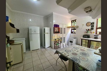 18_photo/94d1ffdd8f.c1dc00249eefaead-ATLAS-cda418be-a2da-4248-9d87-651d78d287eb.jpg de casa à venda com 6 quartos, 353m² em Balneario Cidade Atlantica, Guarujá