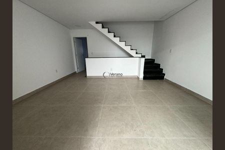 3_photo/94d1ffdd93.5a85c5bdfef41cf9-ATLAS-74e37582-1915-4275-9fda-608750b1cd0f.jpg de casa à venda com 3 quartos, 135m² em Jardim Belmar, Guarujá