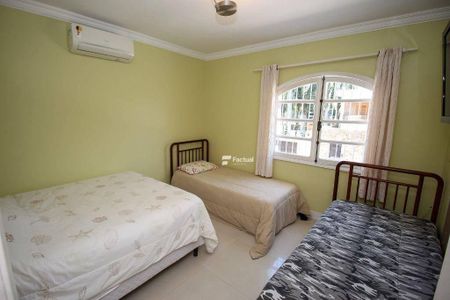 10_photo/94d1ffde37.a095ebe9a9b9d05b-ATLAS-407358a3-a0ac-457c-bf13-3cc20e83ce5e.jpg de casa à venda com 5 quartos, 237m² em Enseada, Guarujá