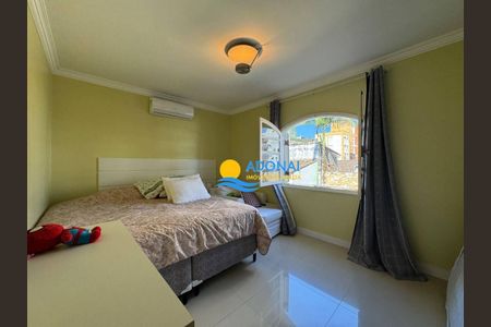 7_photo/94d1ffde37.a095ebe9a9b9d05b-ATLAS-bfb77c0d-54d9-4540-bc04-247c6644a96e.jpg de casa à venda com 4 quartos, 237m² em Enseada, Guarujá