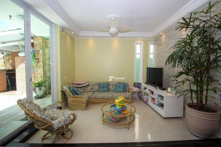 6_photo/94d1ffde37.a095ebe9a9b9d05b-ATLAS-ccb8a68a-5f7f-440a-88cf-433571a191f3.jpg de casa à venda com 5 quartos, 237m² em Enseada, Guarujá